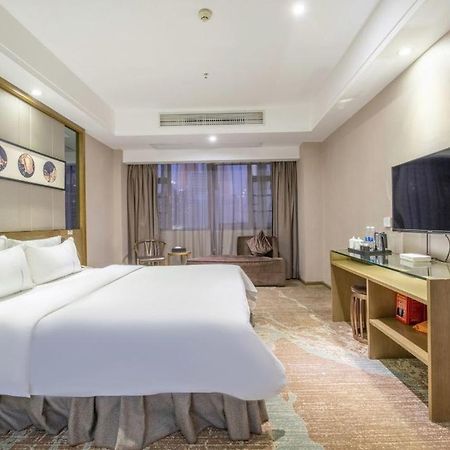 Lnsail Hotel Shenzhen Luohu Port Railway Station Zewnętrze zdjęcie