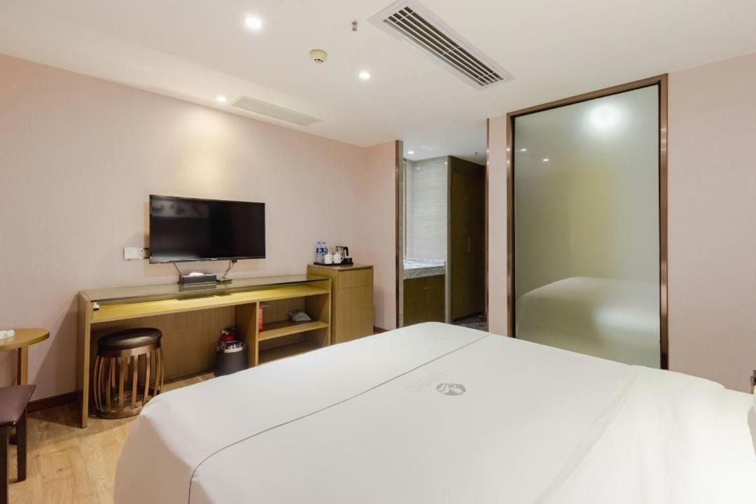 Lnsail Hotel Shenzhen Luohu Port Railway Station Zewnętrze zdjęcie