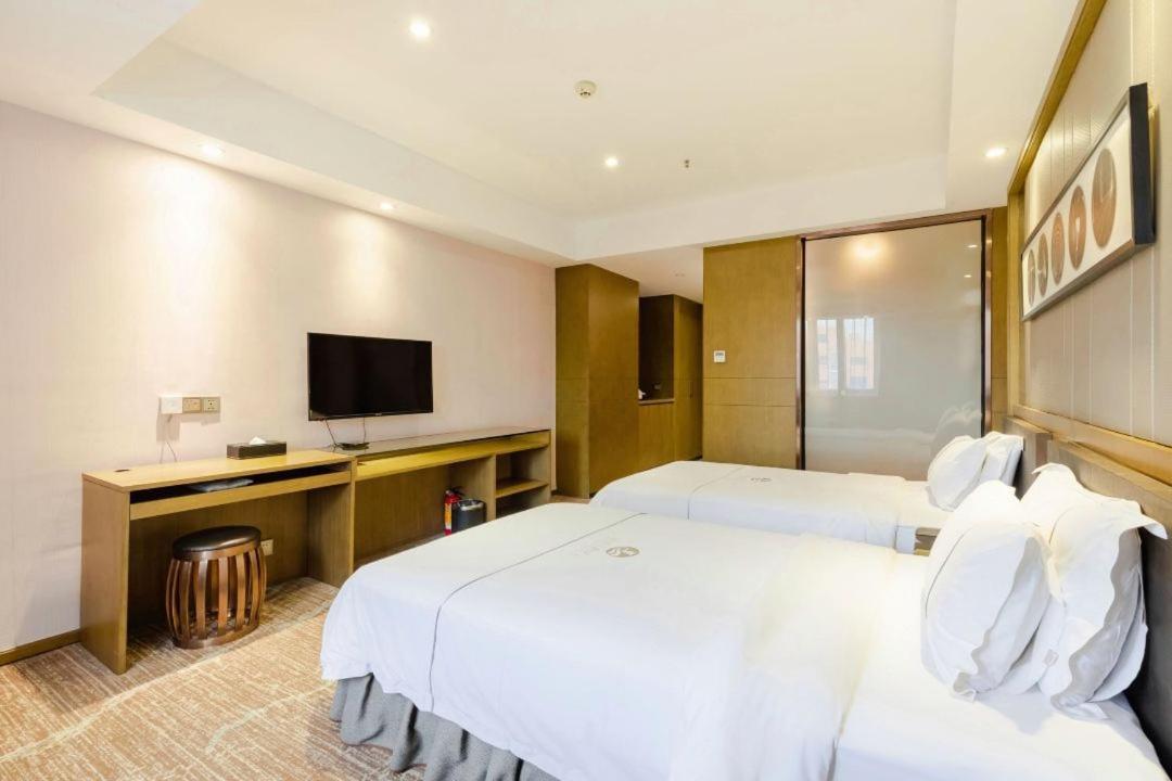 Lnsail Hotel Shenzhen Luohu Port Railway Station Zewnętrze zdjęcie