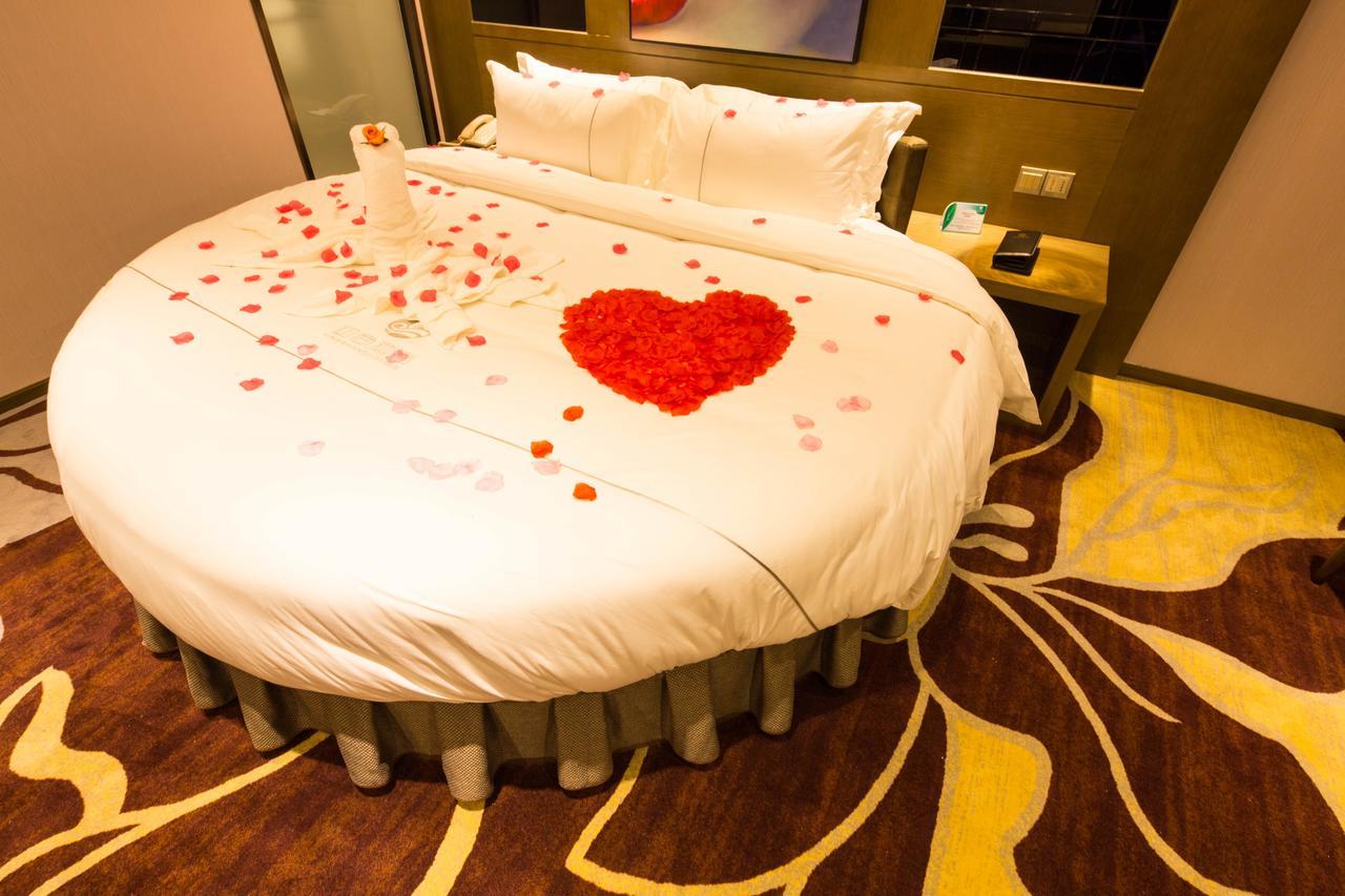 Lnsail Hotel Shenzhen Luohu Port Railway Station Zewnętrze zdjęcie