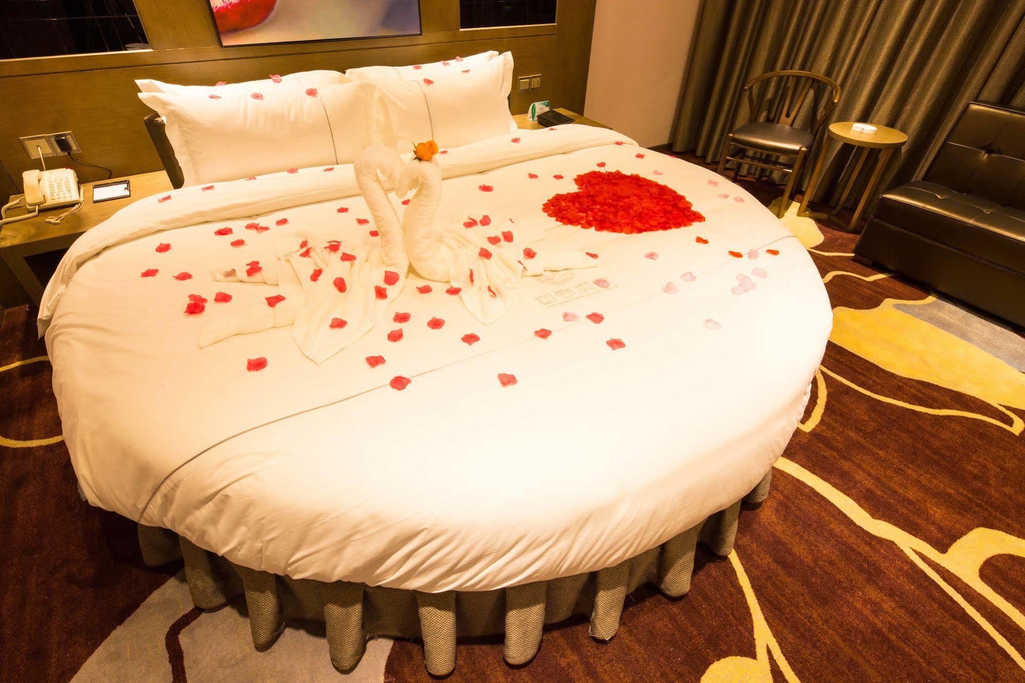 Lnsail Hotel Shenzhen Luohu Port Railway Station Zewnętrze zdjęcie