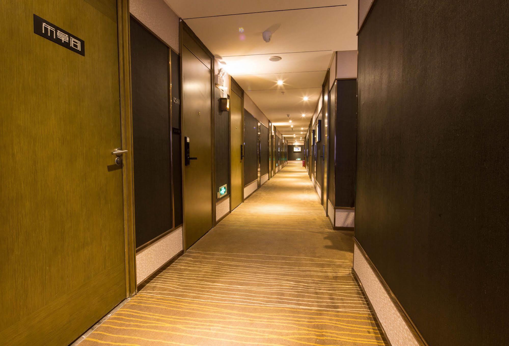 Lnsail Hotel Shenzhen Luohu Port Railway Station Zewnętrze zdjęcie